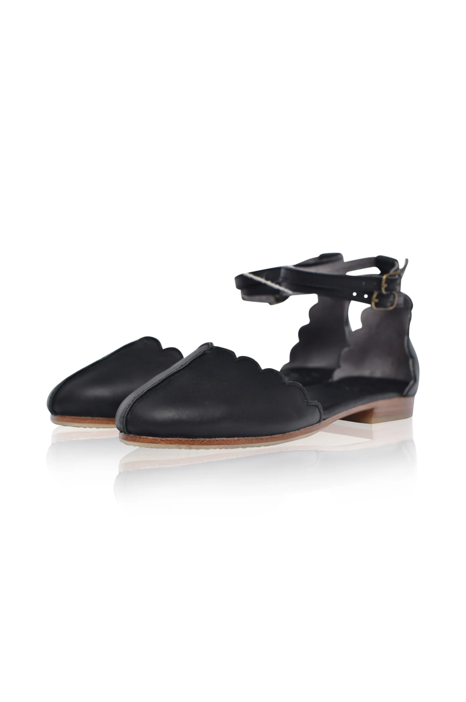 Venus Almond Toe Scalloped Leather Flats (Sz. 12.5) - Image 5